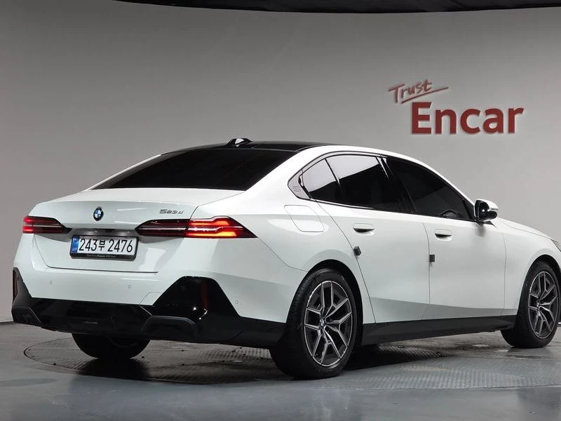 BMW 523 523D ??M Sports, снимка 2 - Автомобили и джипове - 55959425