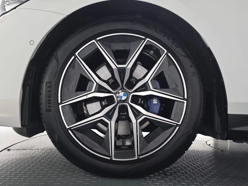 BMW 523 523D ??M Sports, снимка 4 - Автомобили и джипове - 55959425