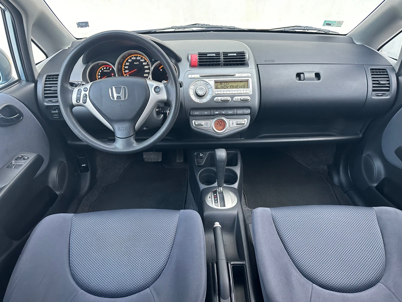 Honda Jazz 1.4i  - изображение 7