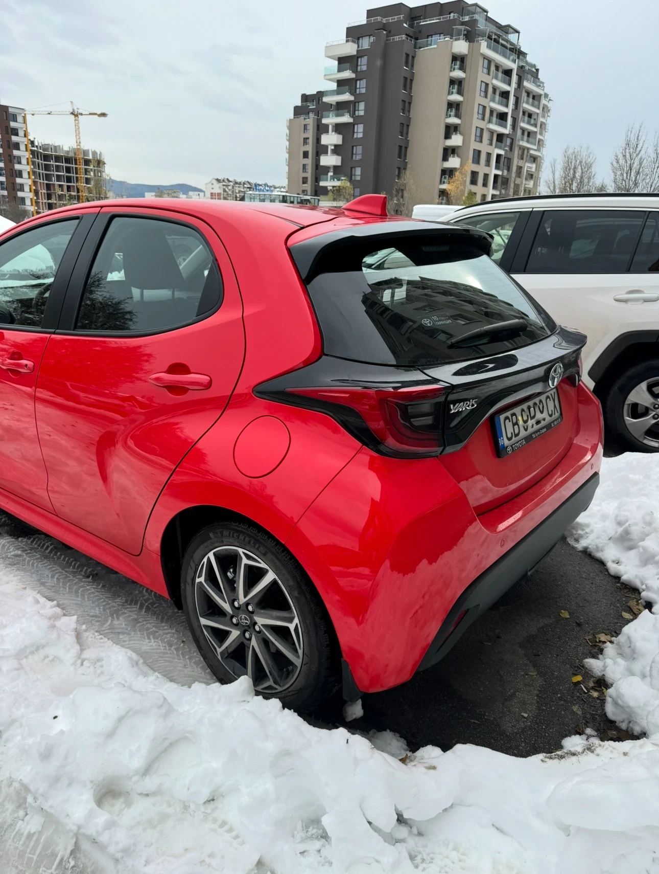 Toyota Yaris Hybrid 1.5 Chick Extra Tokyo Fusion - изображение 4