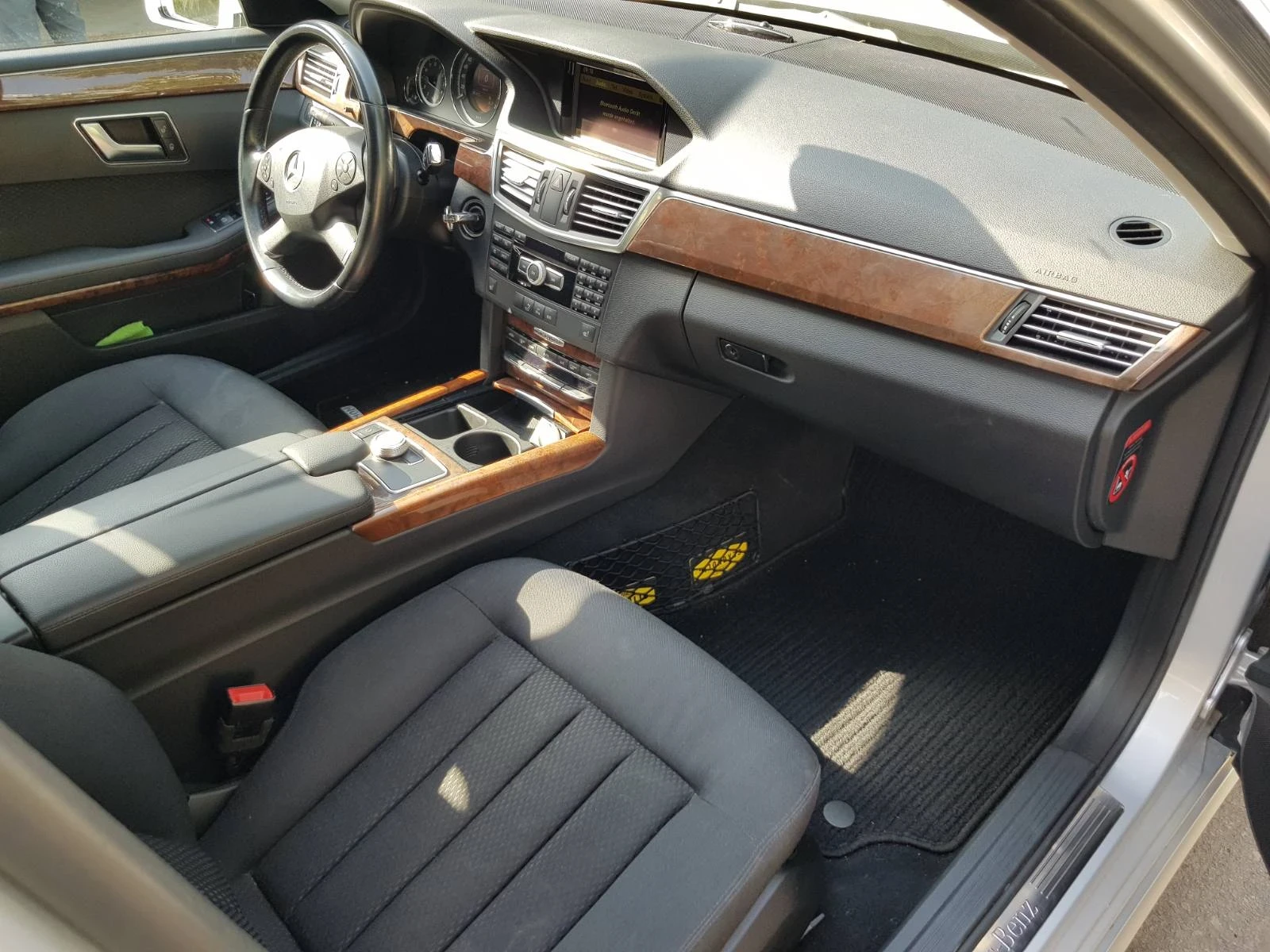 Mercedes-Benz E 220 CDI - изображение 10