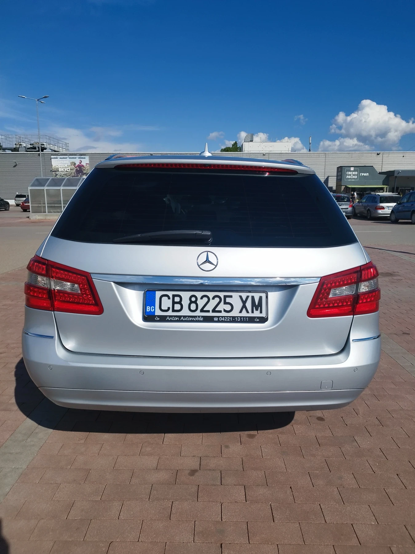 Mercedes-Benz E 220 CDI - изображение 4