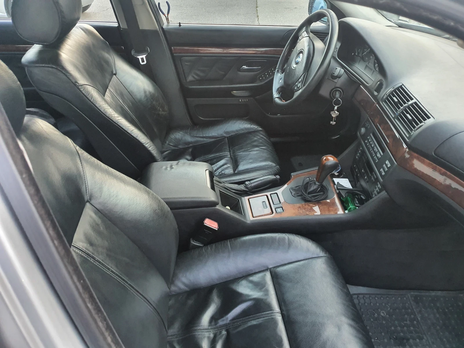 BMW 530  - изображение 6
