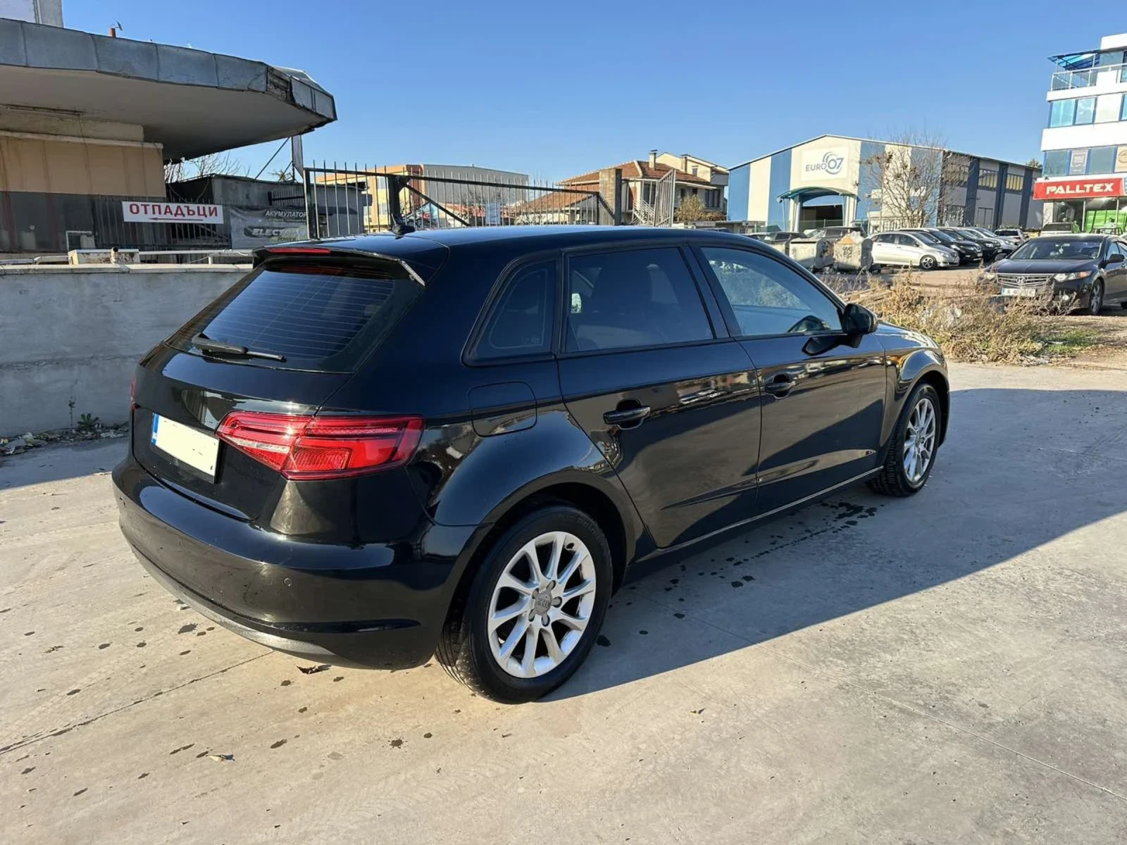 Audi A3 1.6 TDI Sportback - изображение 5