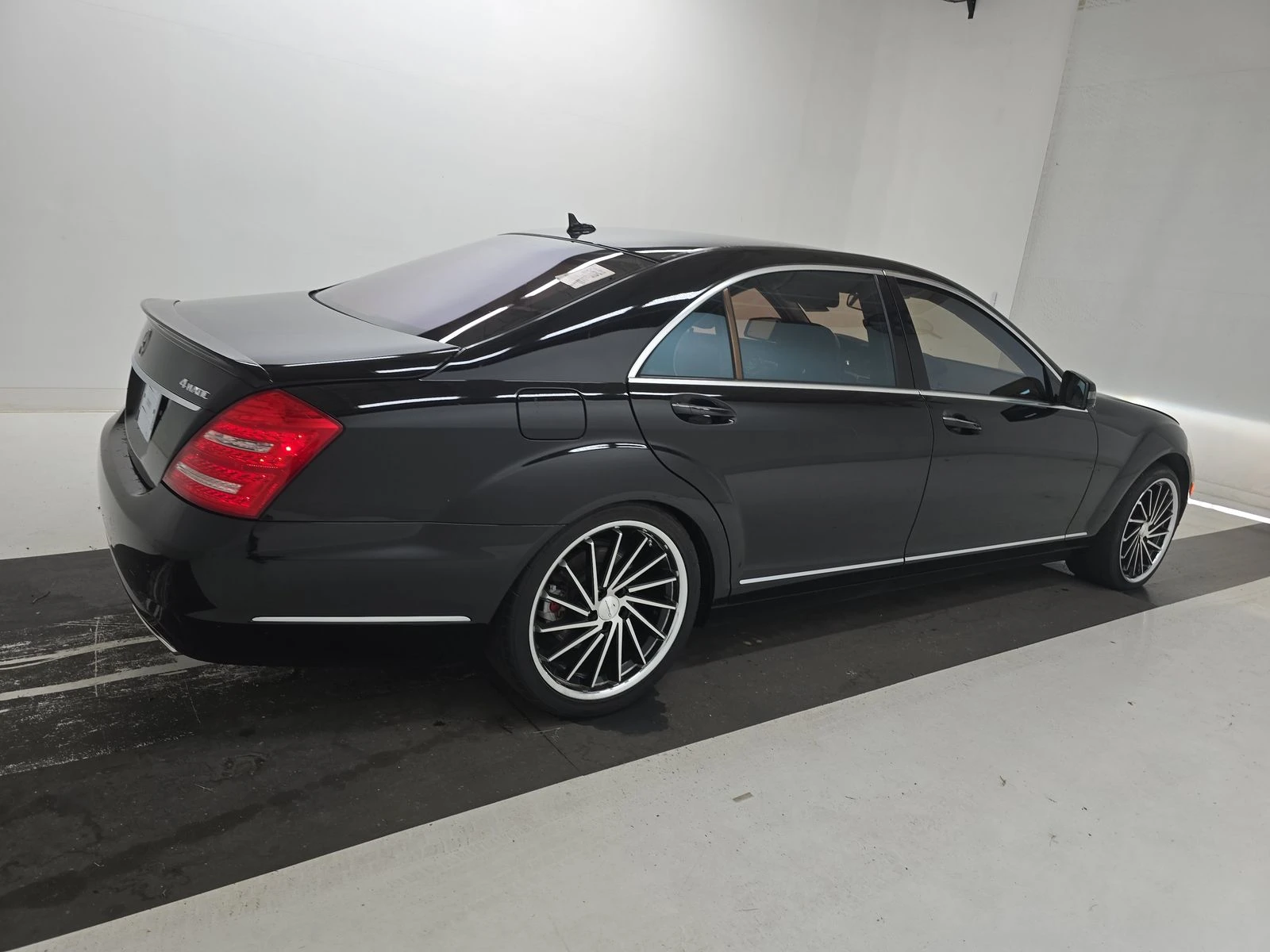Mercedes-Benz S 500 NIGHT VIEW* МАСАЖ* ДИСТРОНИК* HARMAN* LANE ASSIST* - изображение 6
