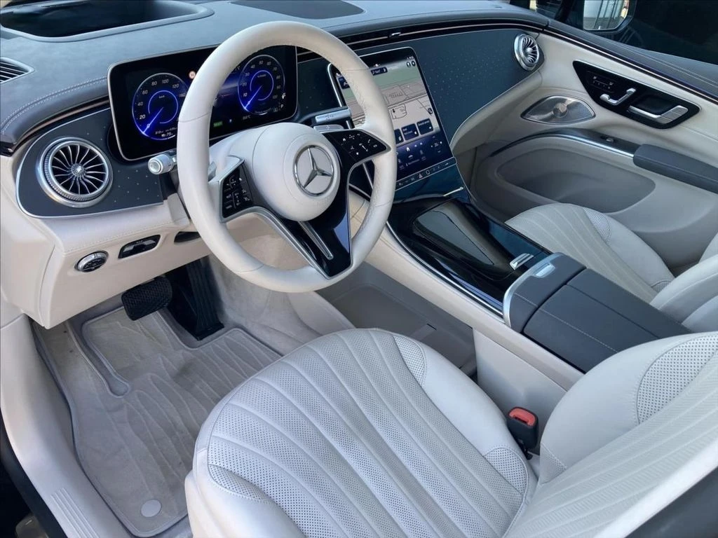 Mercedes-Benz EQS 500 SUV AMG Line 4Matic - изображение 7