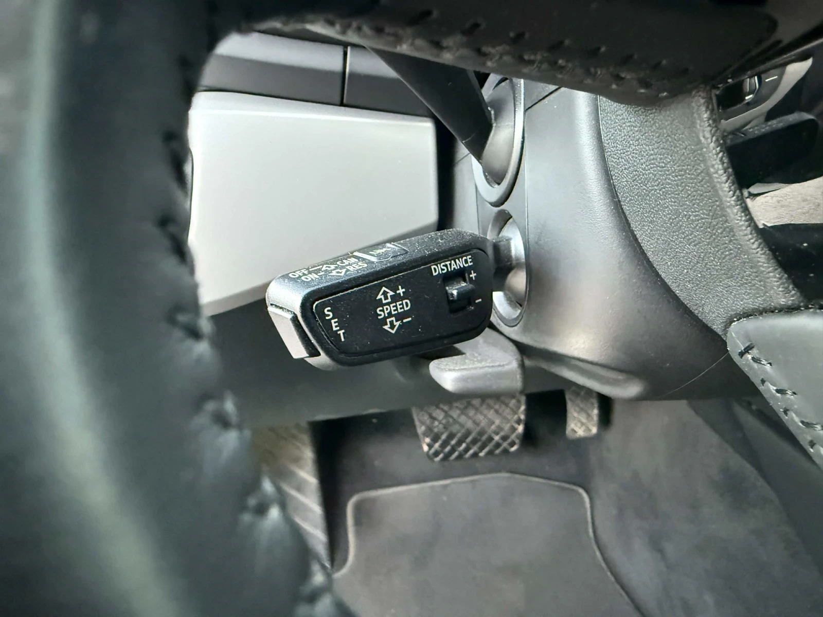 Audi A4 40 TDI MATRIX ПОДГРЕВ МАСАЖ , снимка 14 - Автомобили и джипове - 52555078