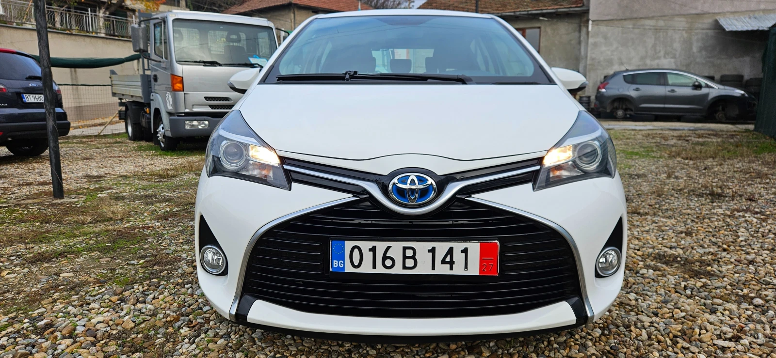 Toyota Yaris 1.5i-HIBRID* 2016�* 147900��* ���������* ������* � | Mobile.bg � ����������� 2