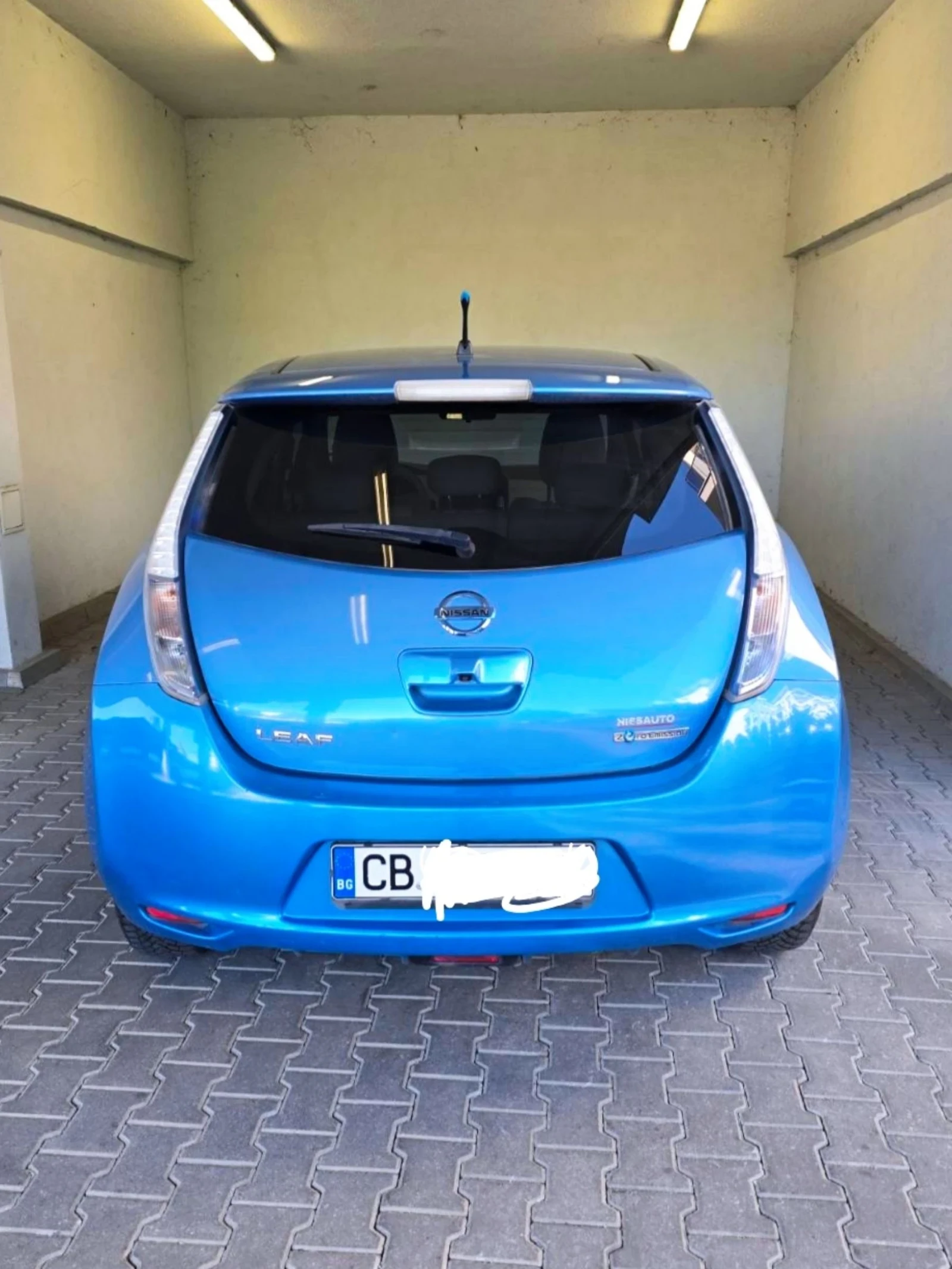 Nissan Leaf   - изображение 2