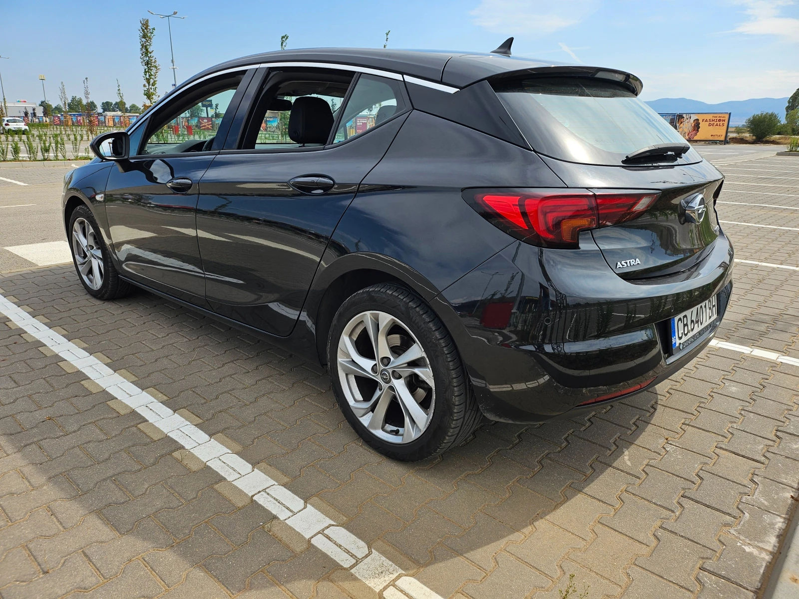 Opel Astra 1.4 Turbo - изображение 3