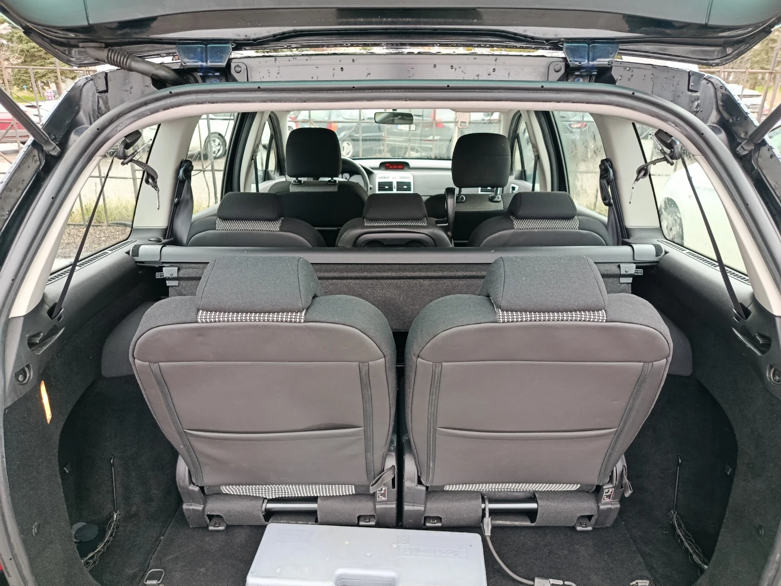 Peugeot 307 * * * НОВ ВНОС* * * 7 МЕСТА* * * ТОП СЪСТОЯНИЕ* * , снимка 10 - Автомобили и джипове - 54070256