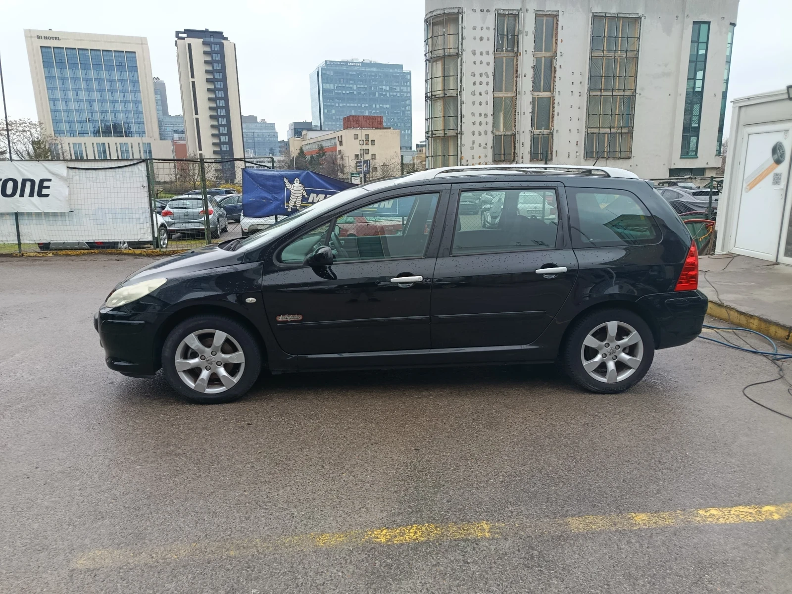Peugeot 307 * * * НОВ ВНОС* * * 7 МЕСТА* * * ТОП СЪСТОЯНИЕ* * , снимка 2 - Автомобили и джипове - 54070256