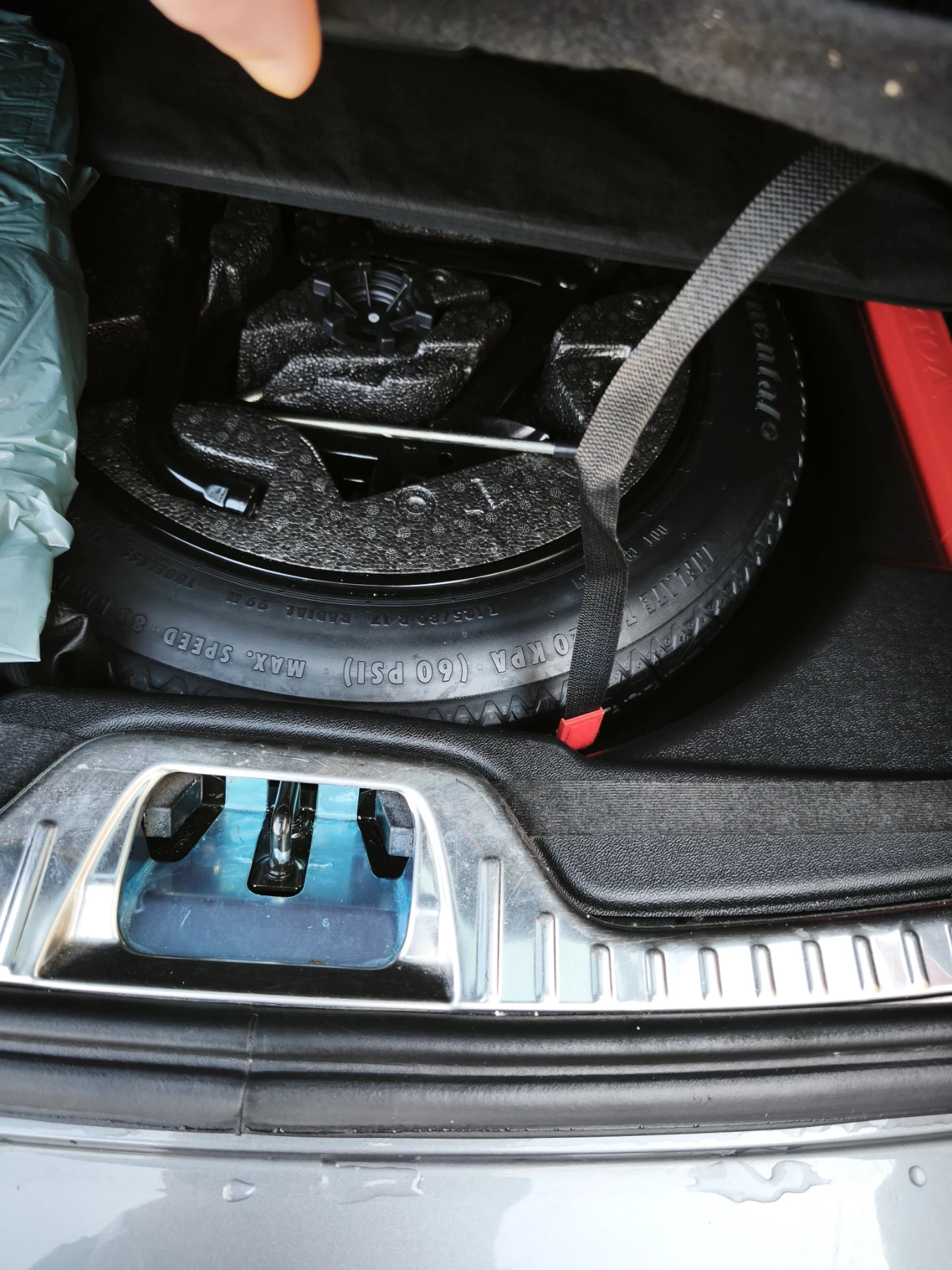 Volvo V60 Cross Country, снимка 9 - Автомобили и джипове - 54097747