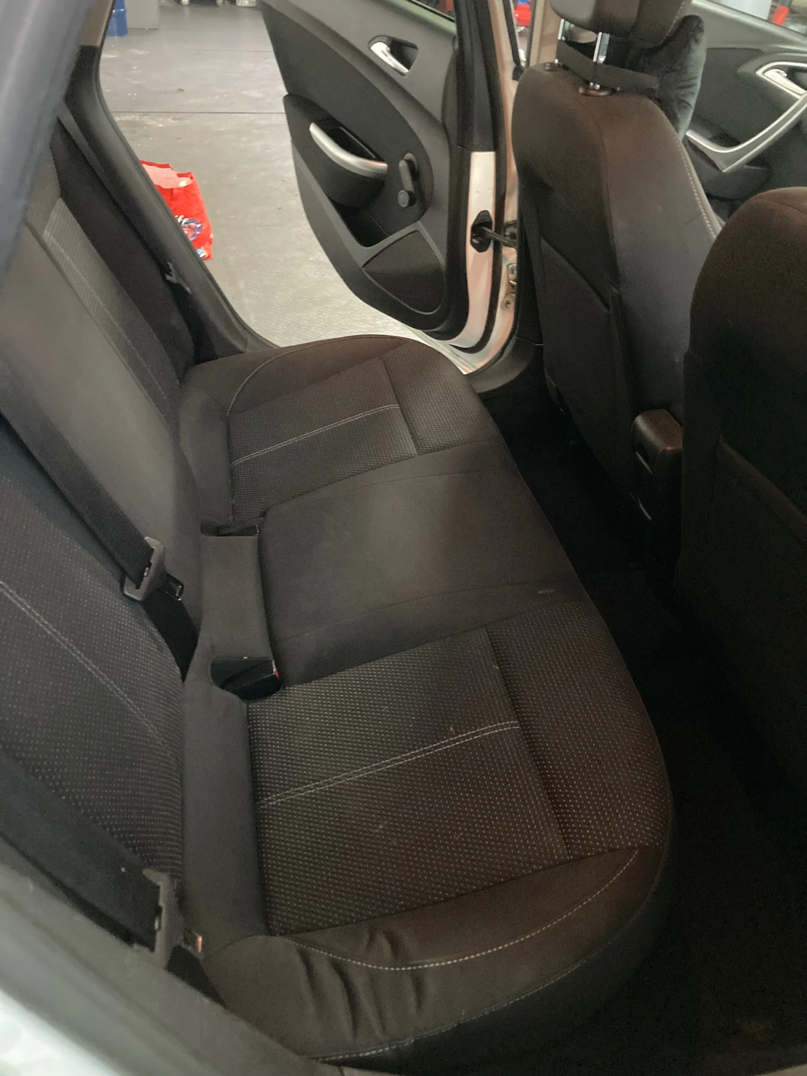 Opel Astra J SRI, снимка 7 - Автомобили и джипове - 54182470