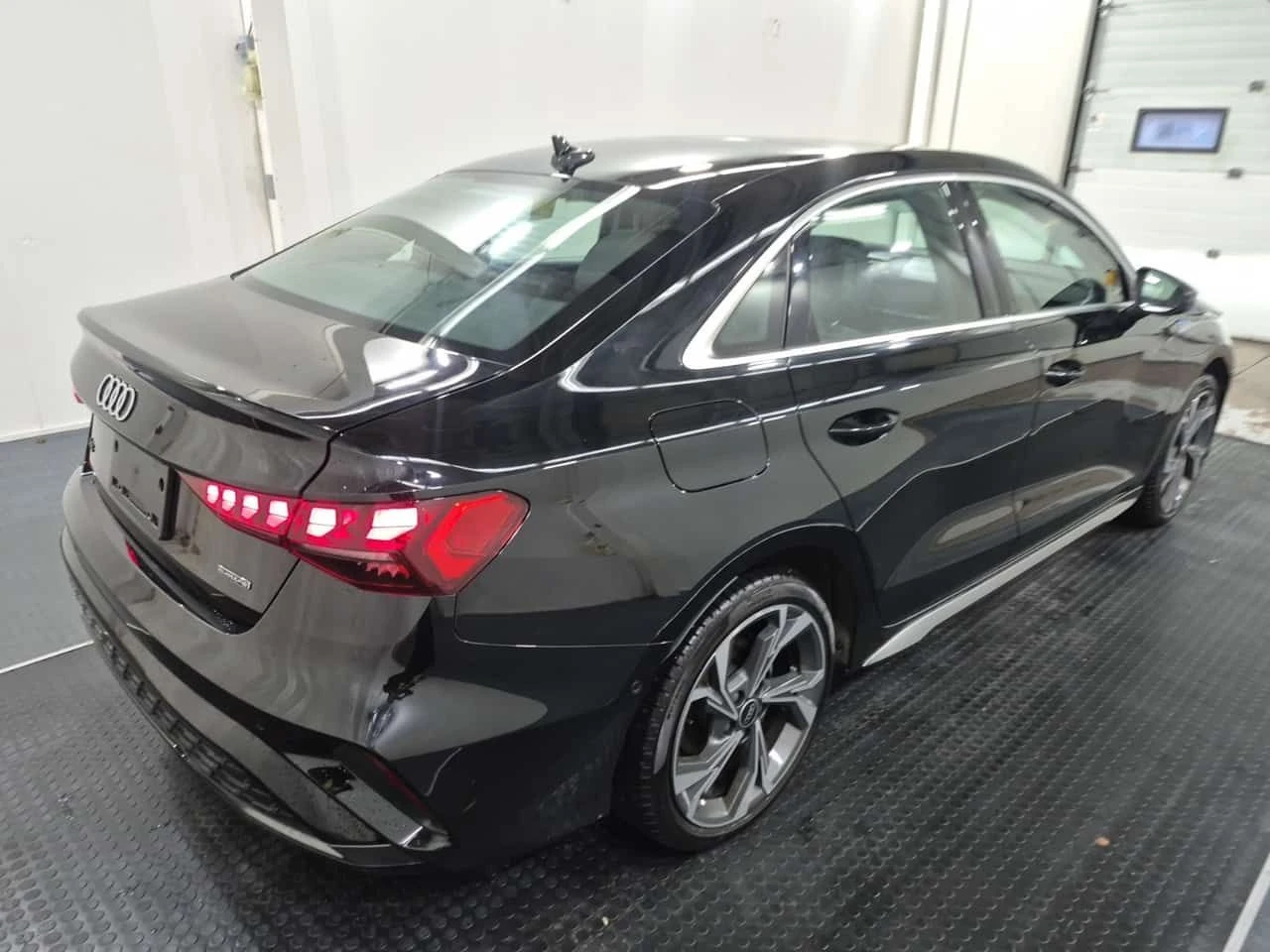 Audi A3 * PROGRESSIV * CARFAX * ���� �� �� | Mobile.bg � ����������� 4