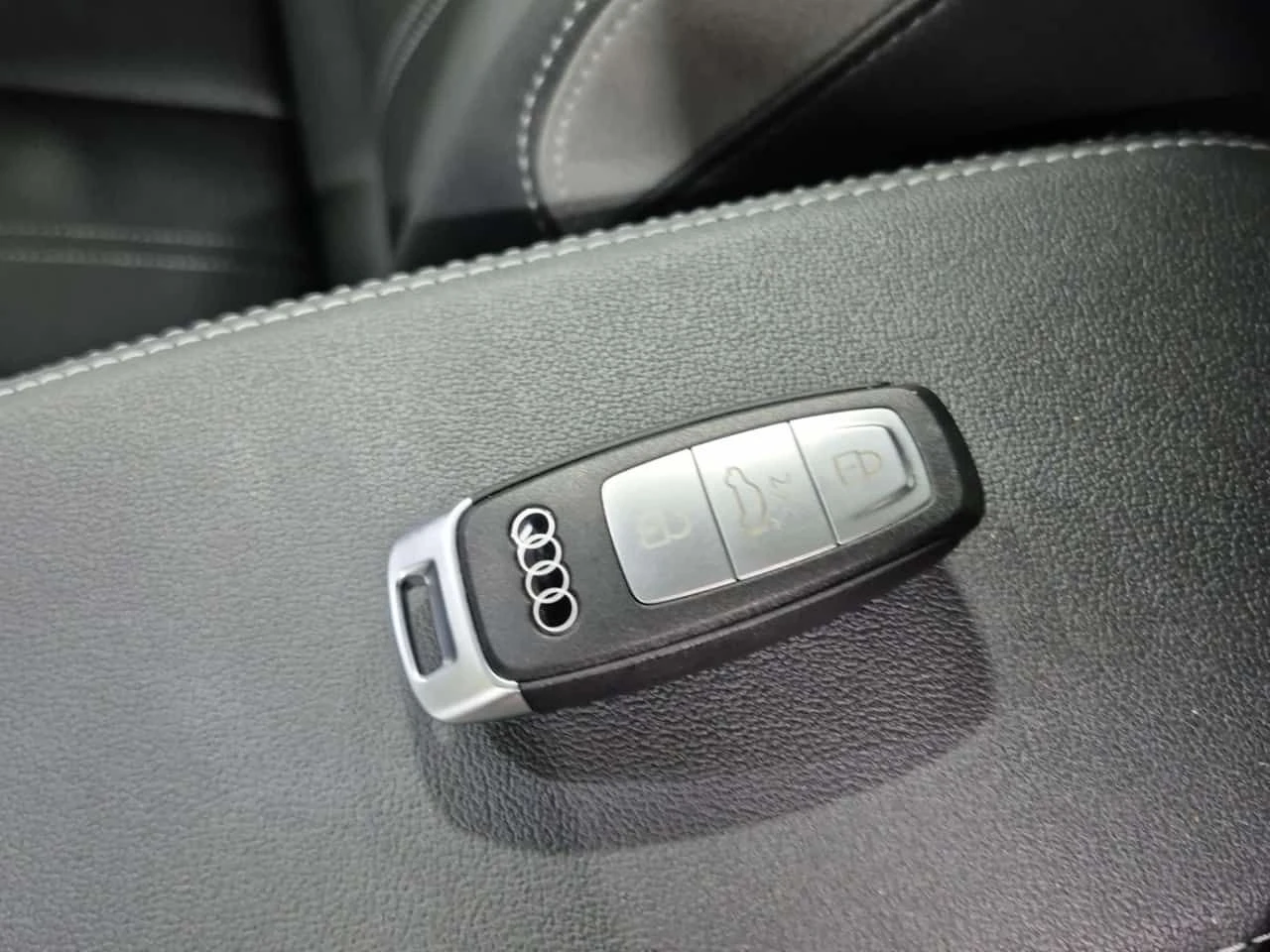 Audi A3 * PROGRESSIV * CARFAX * ���� �� �� | Mobile.bg � ����������� 13