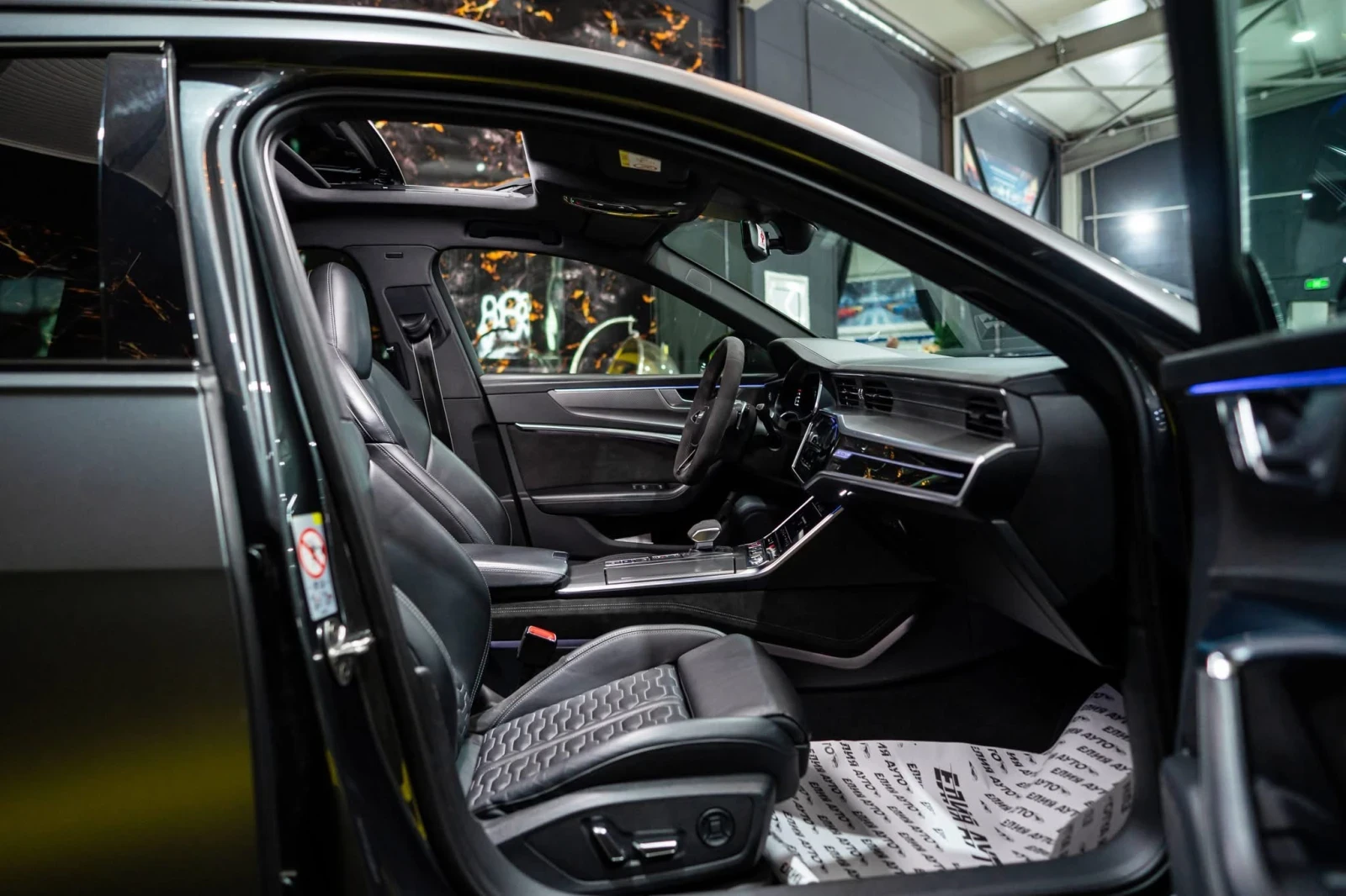 Audi Rs6 FULL ABT CARBON CERAMIC 800HP ПАНО B&O ЛИЗИНГ 100%, снимка 12 - Автомобили и джипове - 54379505