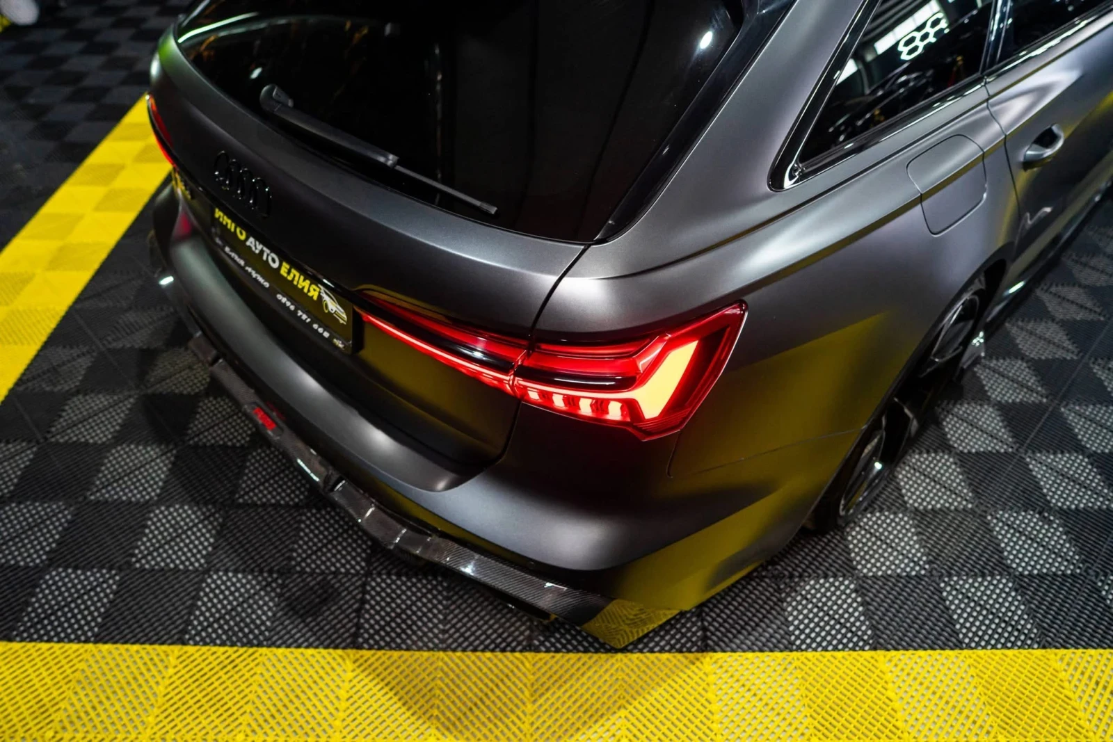 Audi Rs6 FULL ABT CARBON CERAMIC 800HP ПАНО B&O ЛИЗИНГ 100%, снимка 8 - Автомобили и джипове - 54379505