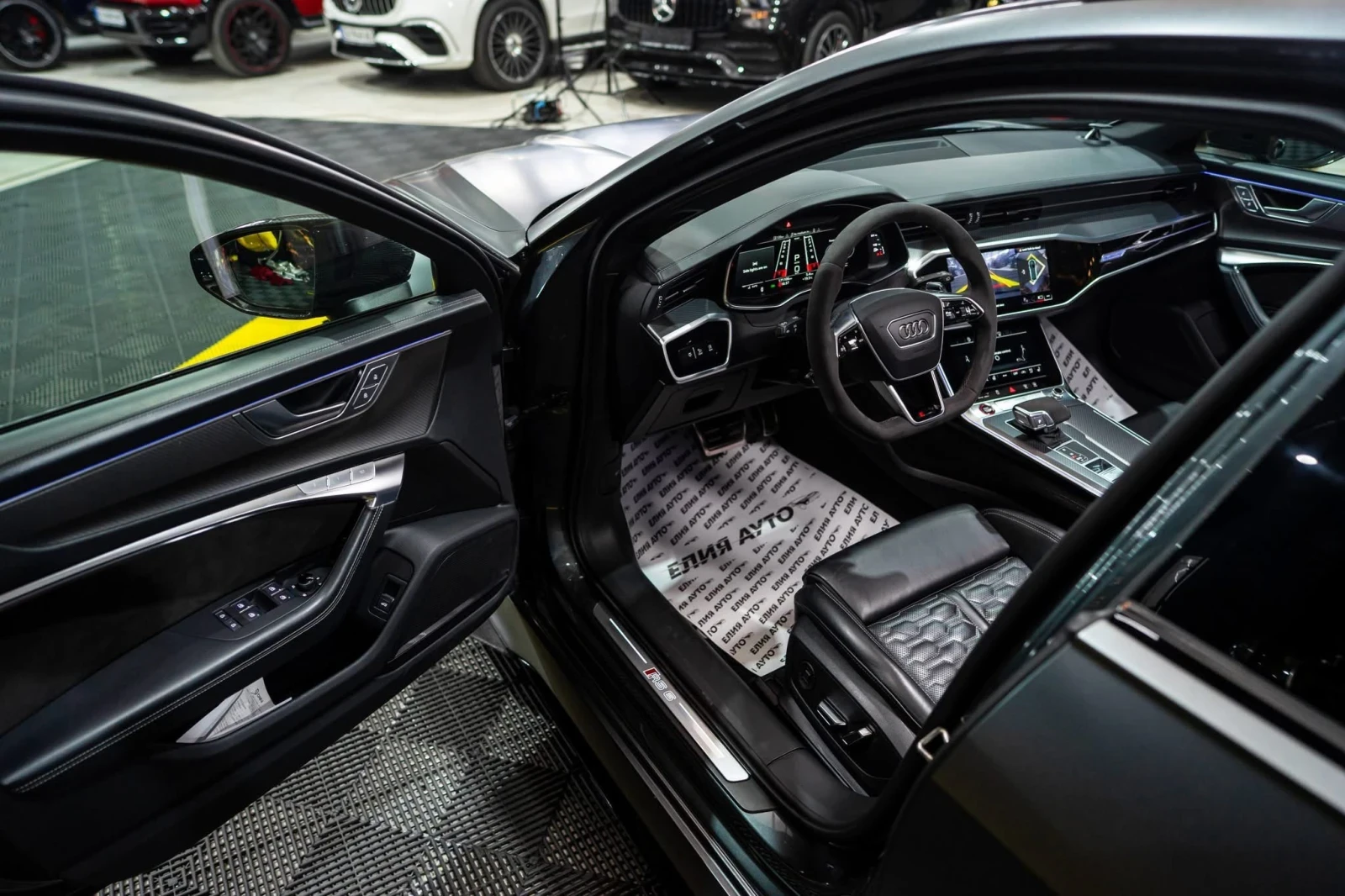 Audi Rs6 FULL ABT CARBON CERAMIC 800HP ПАНО B&O ЛИЗИНГ 100%, снимка 10 - Автомобили и джипове - 54379505