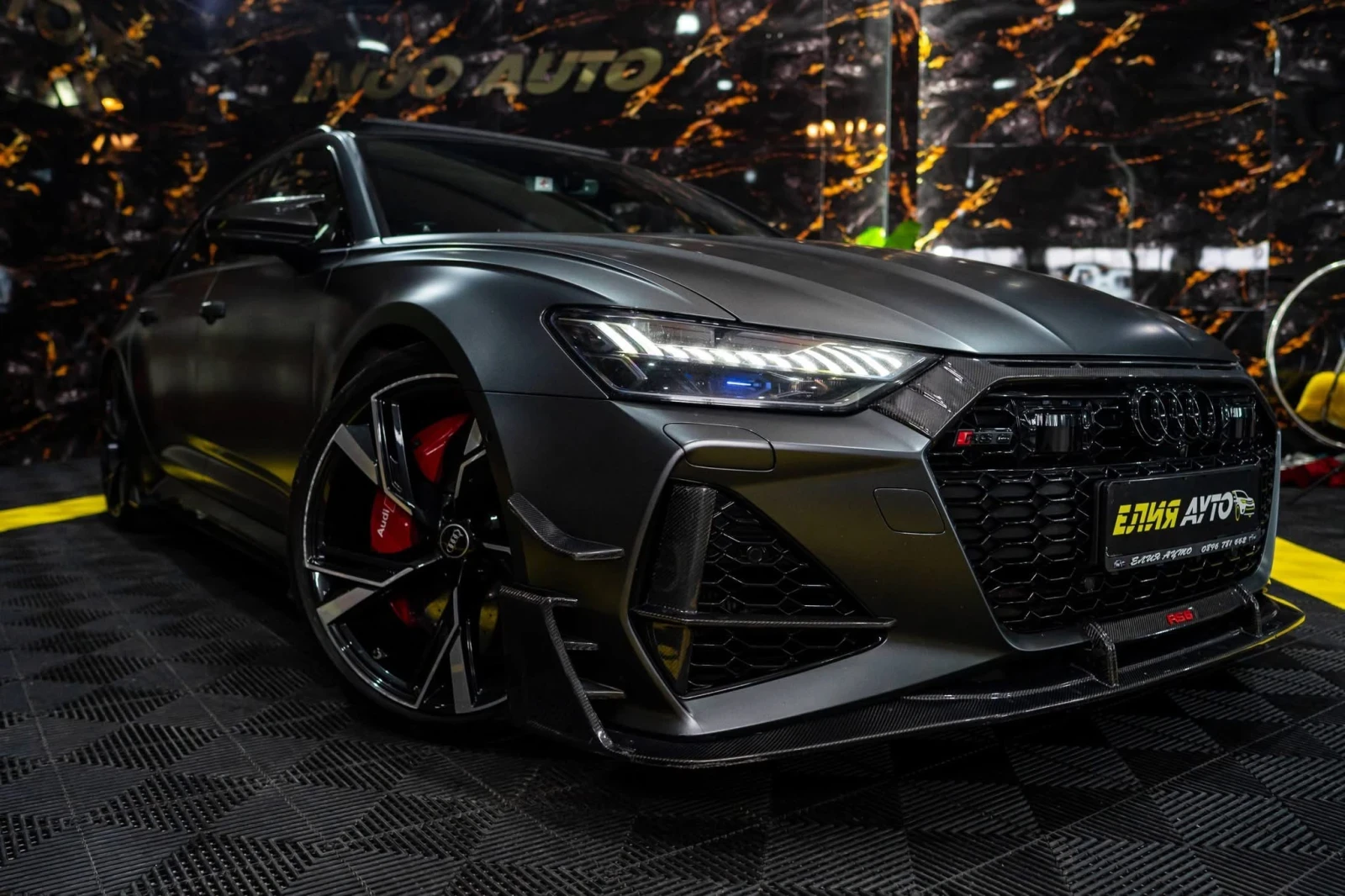 Audi Rs6 FULL ABT CARBON CERAMIC 800HP ПАНО B&O ЛИЗИНГ 100%, снимка 4 - Автомобили и джипове - 54379505