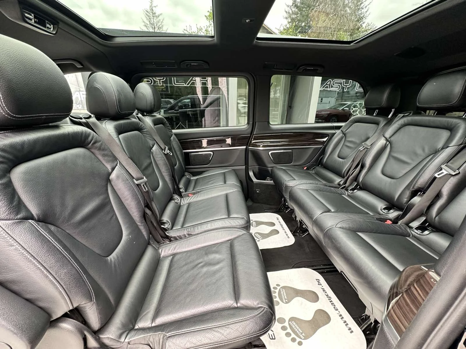 Mercedes-Benz V 300 6+ 1/PANO/CAMERA/, снимка 13 - Автомобили и джипове - 54471135