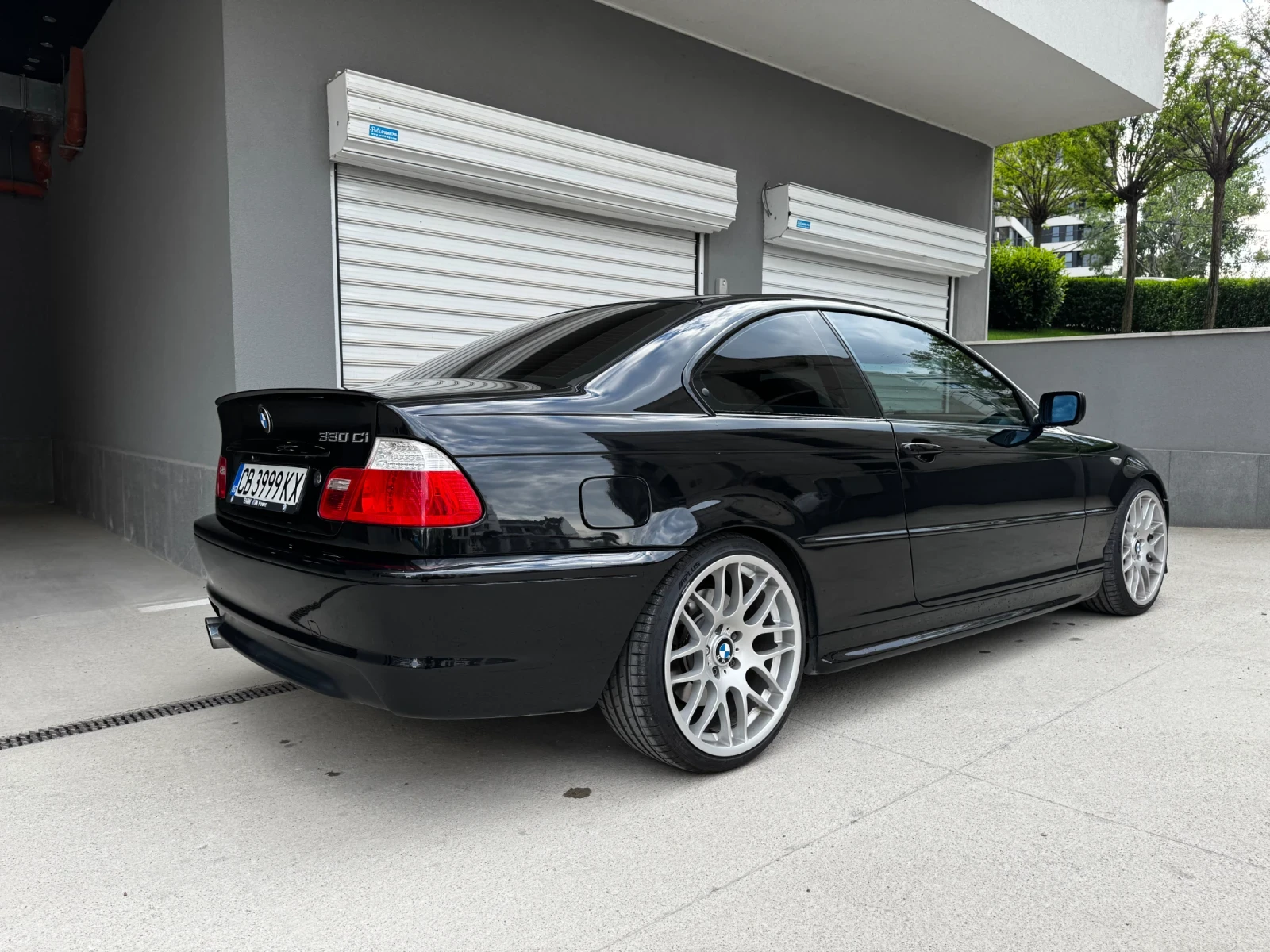 BMW 330, снимка 3 - Автомобили и джипове - 54636644