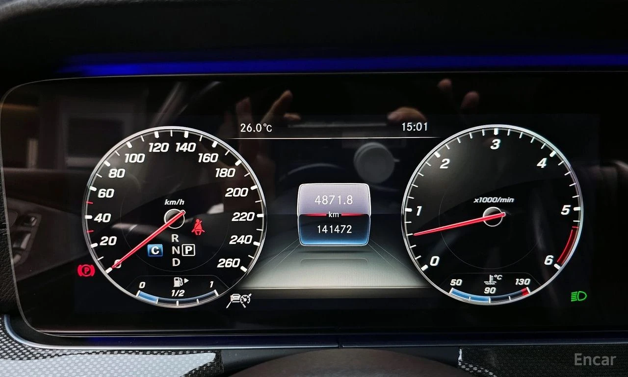 Mercedes-Benz CLS 400 AMG PACK* PANO* КОЖА* ПОДГРЕВ* ОБДУХВ.* АМБИЕНТ* , снимка 7 - Автомобили и джипове - 54752203