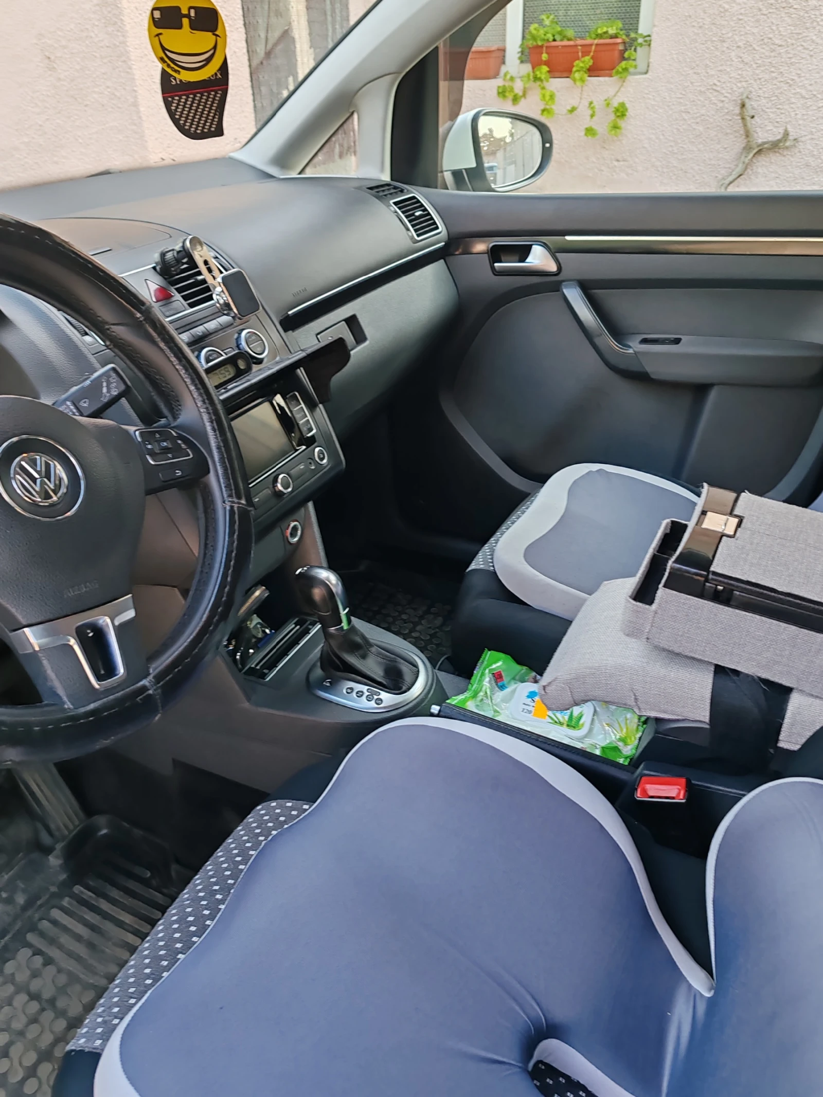 VW Touran 1, 4 TSI EcoFuel, снимка 6 - Автомобили и джипове - 54795681