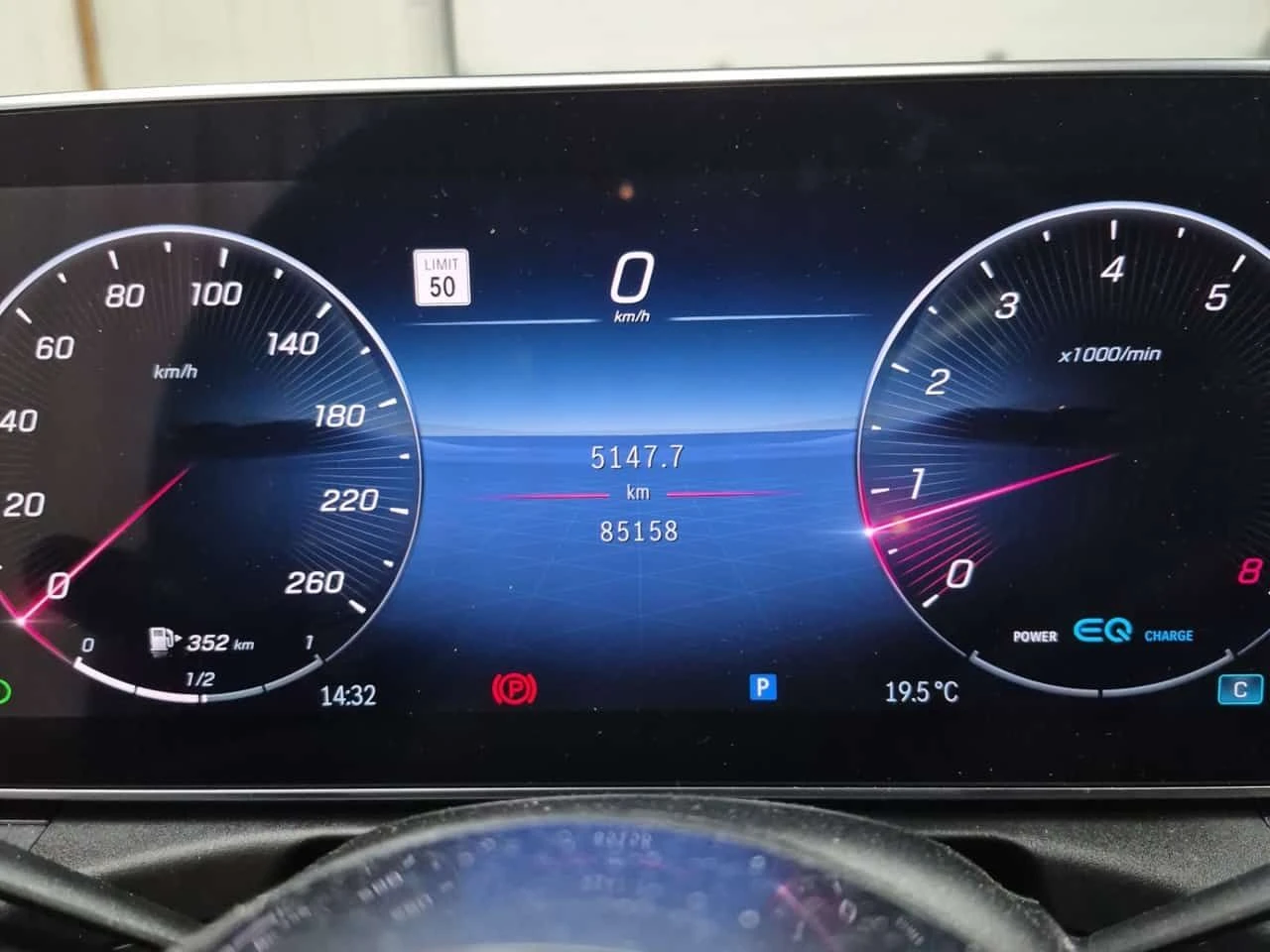 Mercedes-Benz C 300 * CARFAX * БЕЗ ПЪРВОНАЧАЛНА ВНОСКА, снимка 9 - Автомобили и джипове - 54885056