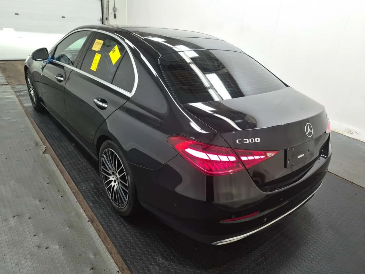 Mercedes-Benz C 300 * CARFAX * БЕЗ ПЪРВОНАЧАЛНА ВНОСКА, снимка 4 - Автомобили и джипове - 54885056