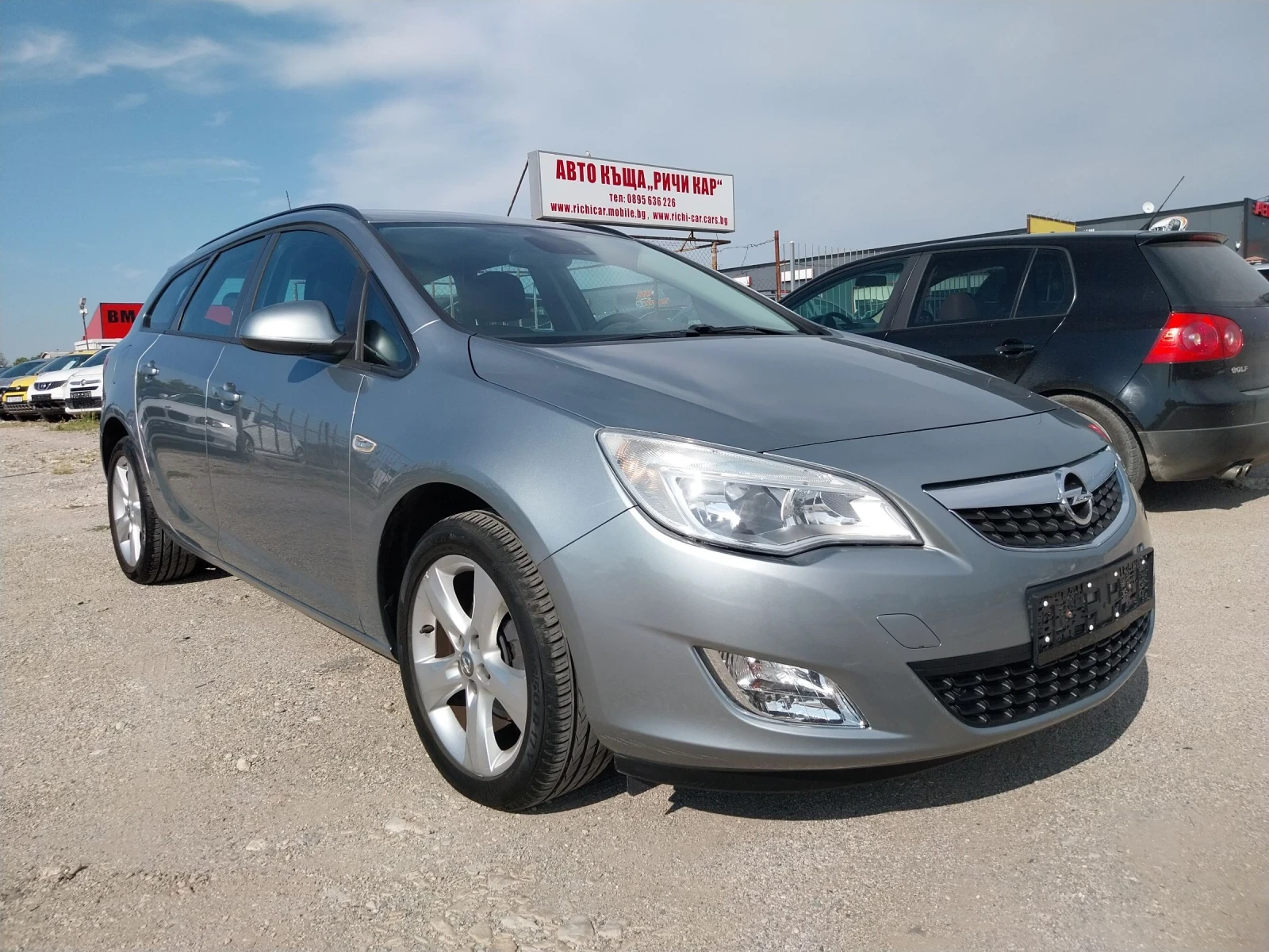 Opel Astra SW 1.4 i* 135000км* , снимка 3 - Автомобили и джипове - 54953338