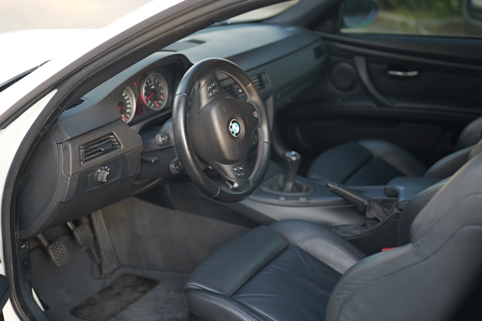 BMW M3 E92 M3, снимка 9 - Автомобили и джипове - 55353024