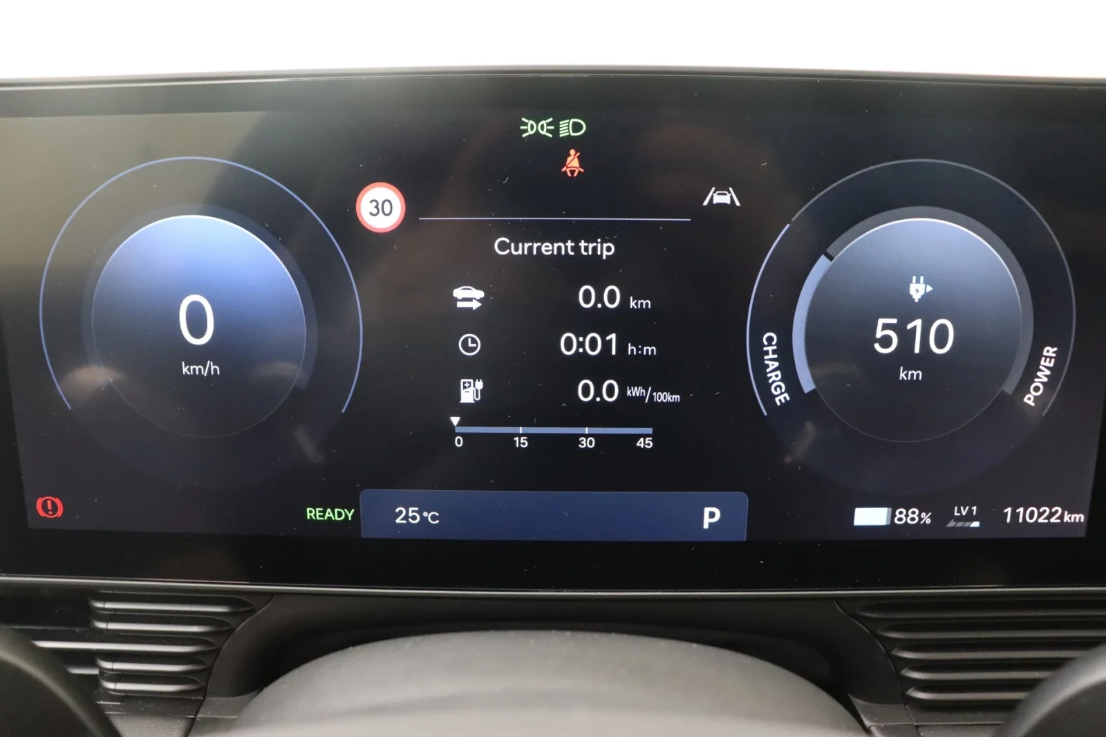 Hyundai Ioniq 5 Core Plus 84 kWh 99.3% SoH, снимка 9 - Автомобили и джипове - 56124307