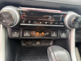 Toyota Rav4 XLE* AWD* АвтоКредит* (ЦЕНА ДО БГ), снимка 16