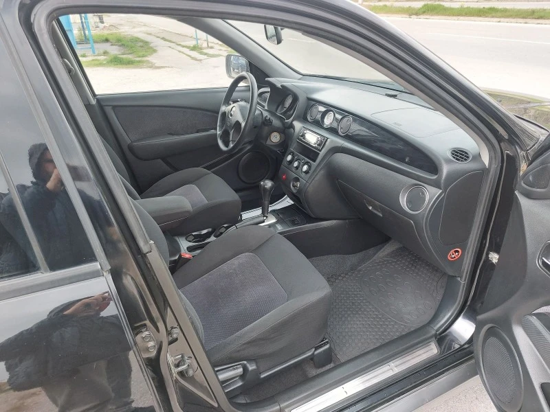 Mitsubishi Outlander 2.4i--AUTOMAT, снимка 15 - Автомобили и джипове - 45407564