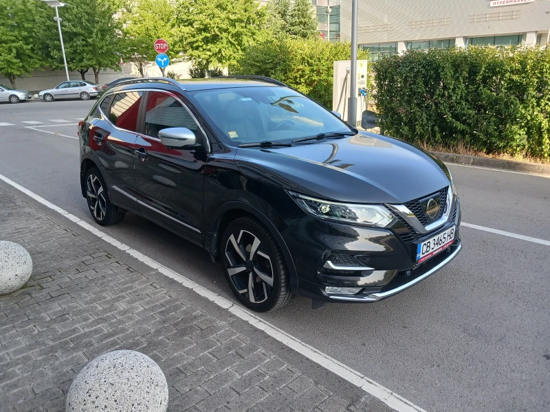 Nissan Qashqai 1.6dCi Tekna+ , снимка 7 - Автомобили и джипове - 47577364