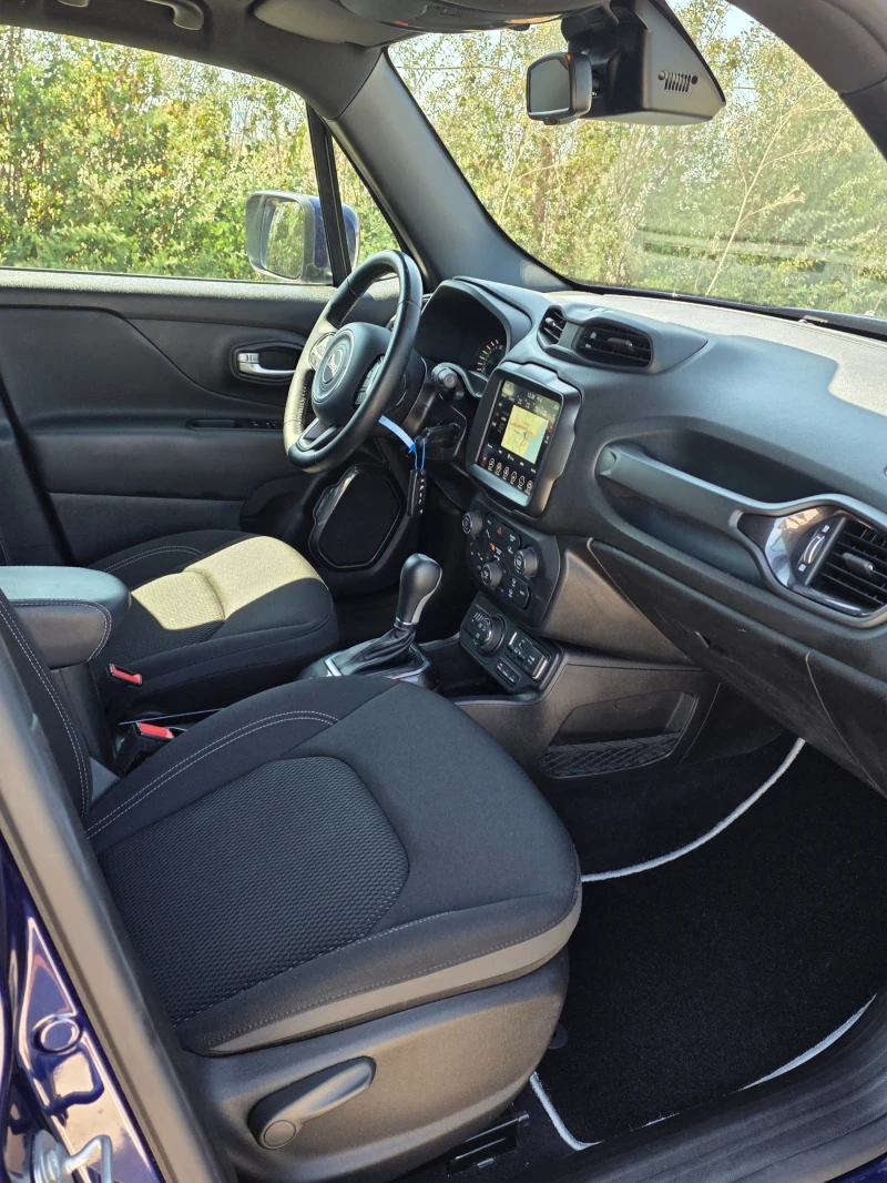 Jeep Renegade 4xe PLUG-IN HYBRID 240p.s.Automatik S.Лизинг, снимка 12 - Автомобили и джипове - 51501497