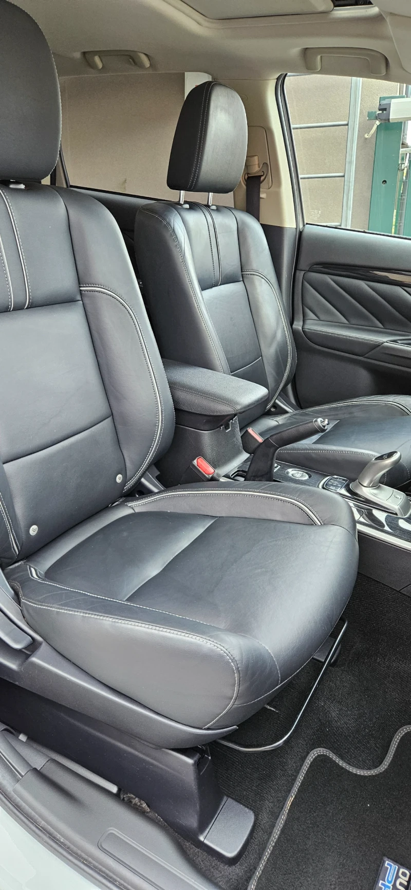 Mitsubishi Outlander , Гаранция, Diamond , PHEV, Full Max, снимка 12 - Автомобили и джипове - 52065245