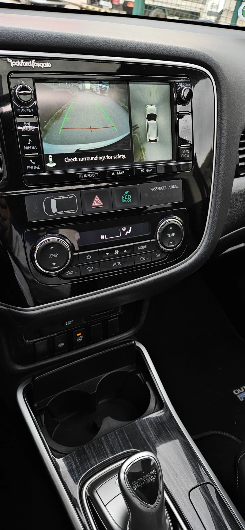 Mitsubishi Outlander , Гаранция, Diamond , PHEV, Full Max, снимка 8 - Автомобили и джипове - 52065245