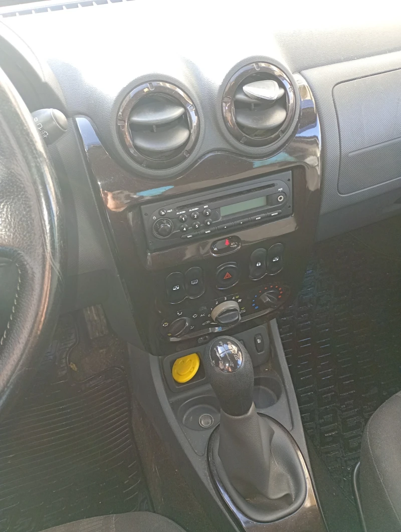 Dacia Duster, снимка 6 - Автомобили и джипове - 53010604