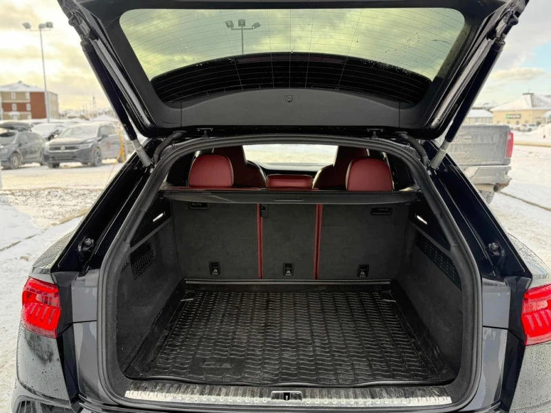 Audi SQ8 * 4.0 TFSI quattro * CARFAX * БЕЗ ПЪРВОНАЧАЛНА ВНО, снимка 6 - Автомобили и джипове - 53223096