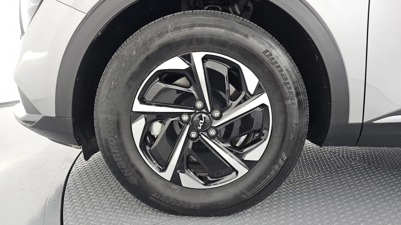 Kia Sportage 1.6T Hybrid/Пълна сервизна история !!!, снимка 16 - Автомобили и джипове - 53417519