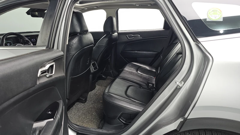 Kia Sportage 1.6T Hybrid/Пълна сервизна история !!!, снимка 8 - Автомобили и джипове - 53417519