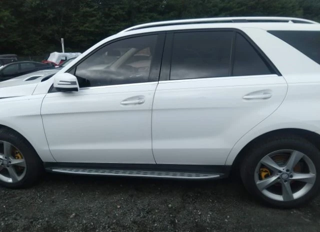 Mercedes-Benz GLE 350 ФИКСИРАНА ЦЕНА ДО БЪЛГАРИЯ!, снимка 9 - Автомобили и джипове - 47990842