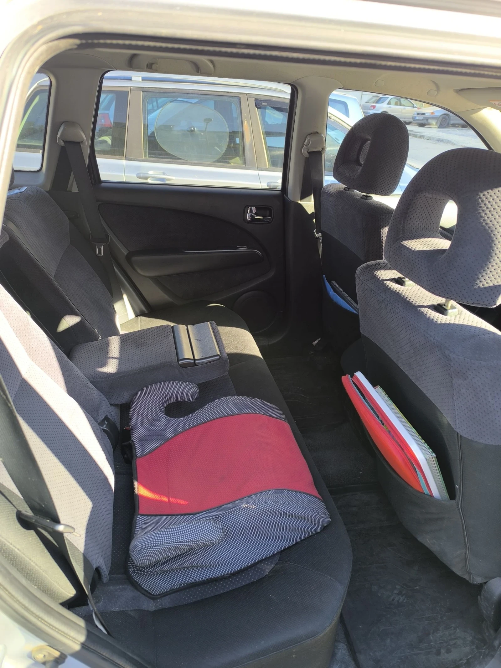 Mitsubishi Outlander  2.4 i 16V 4WD LPG - изображение 7