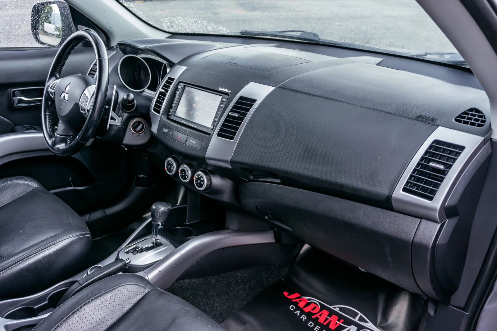 Mitsubishi Outlander 2.4i Automatic | Executive | С ГАРАНЦИЯ | ТОП! - изображение 10