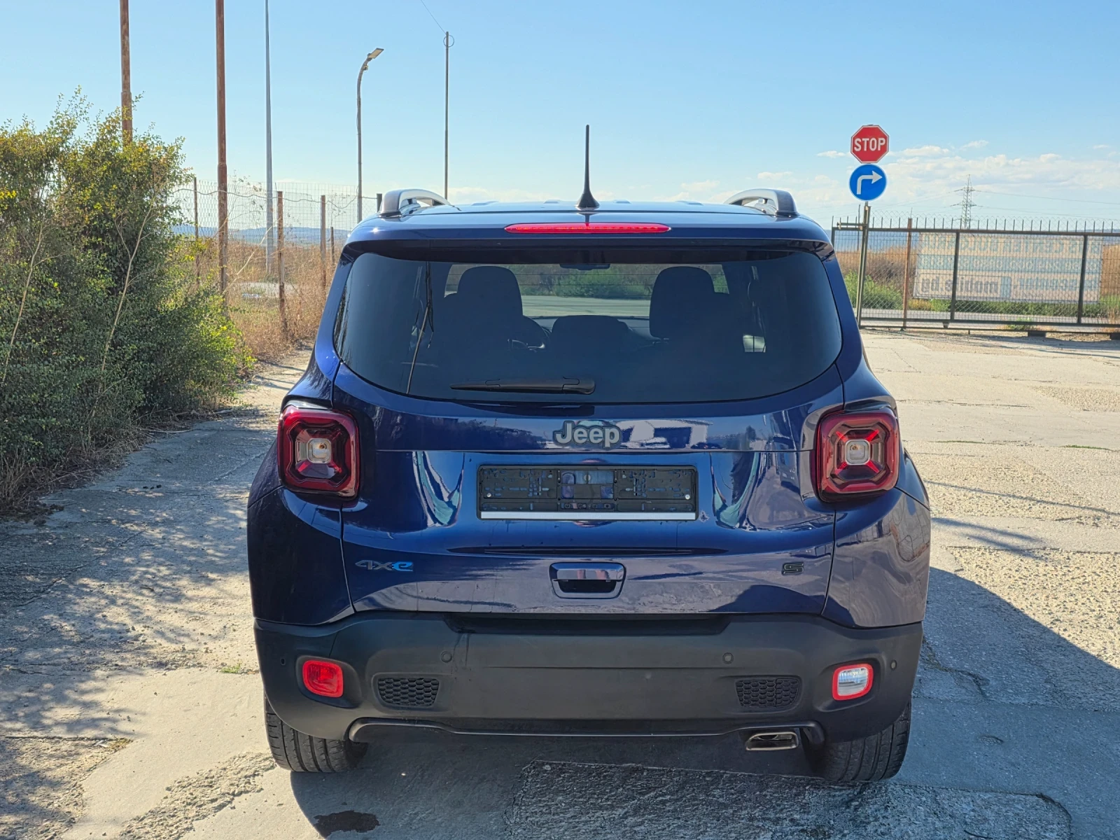 Jeep Renegade 4xe PLUG-IN HYBRID 240p.s.Automatik S - изображение 6