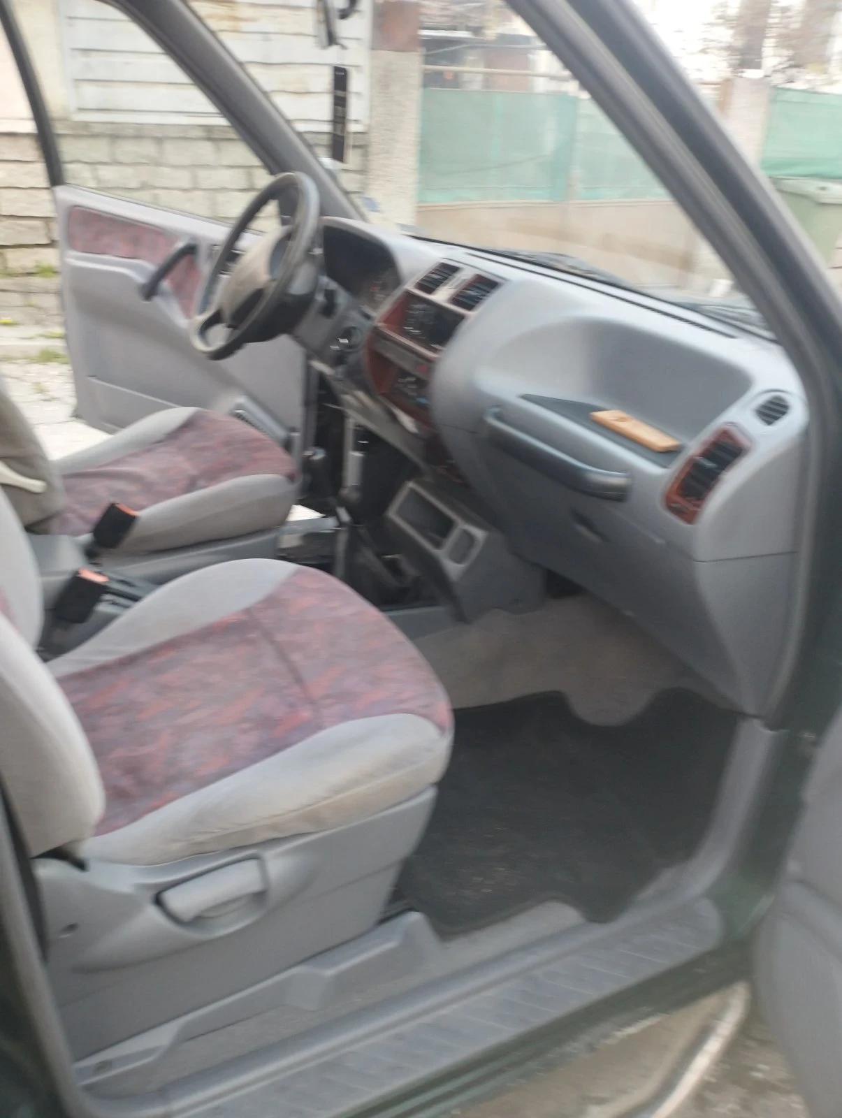 Nissan Terrano  - изображение 9
