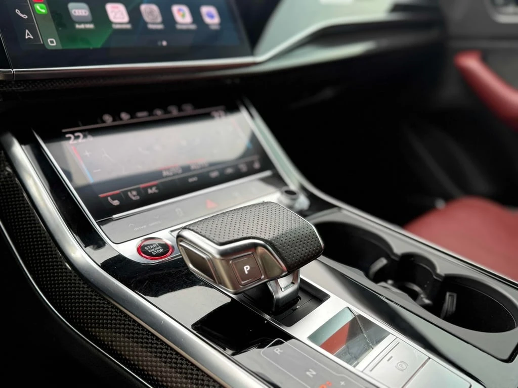 Audi SQ8 * 4.0 TFSI quattro * CARFAX * БЕЗ ПЪРВОНАЧАЛНА ВНО - изображение 10