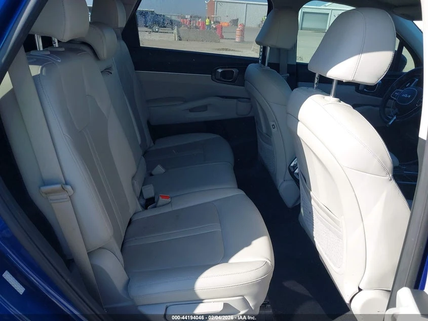 Kia Sorento 2.5l S, снимка 8 - Автомобили и джипове - 53817465